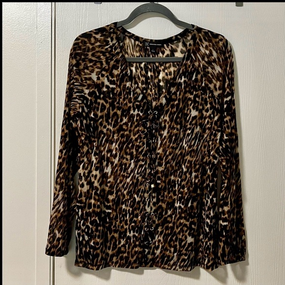 INC Int'l Concepts Lace Up Animal Print Sheer Knit Top Large NWOT - Picture 1 of 10